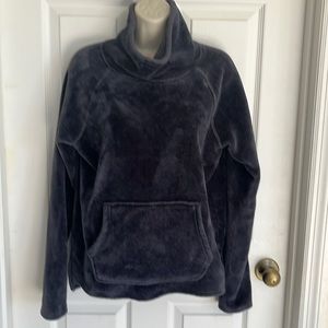 Champion fuzzy warm sweatshirt